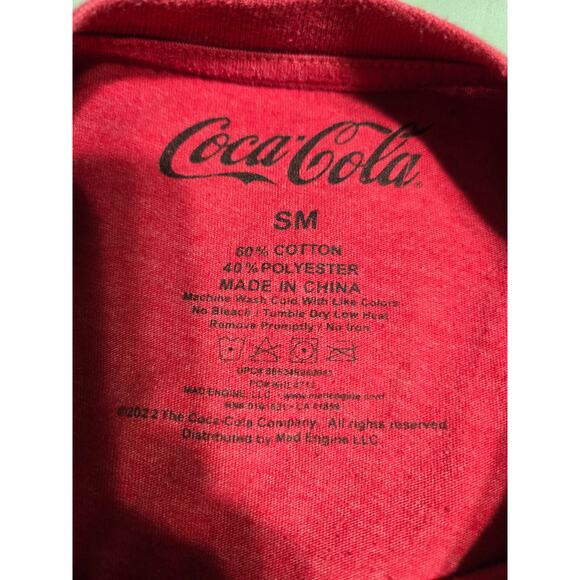Coca-Cola small men's red tshirt - Picture 4 of 6